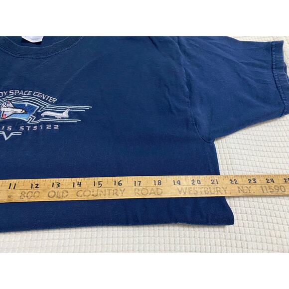 Vintage Kennedy Space Center Atlantis System T-Shirt Blue Size L Shuttle NASA - Picture 5 of 8